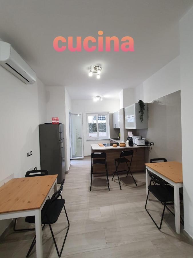 @Home Napoli Buitenkant foto